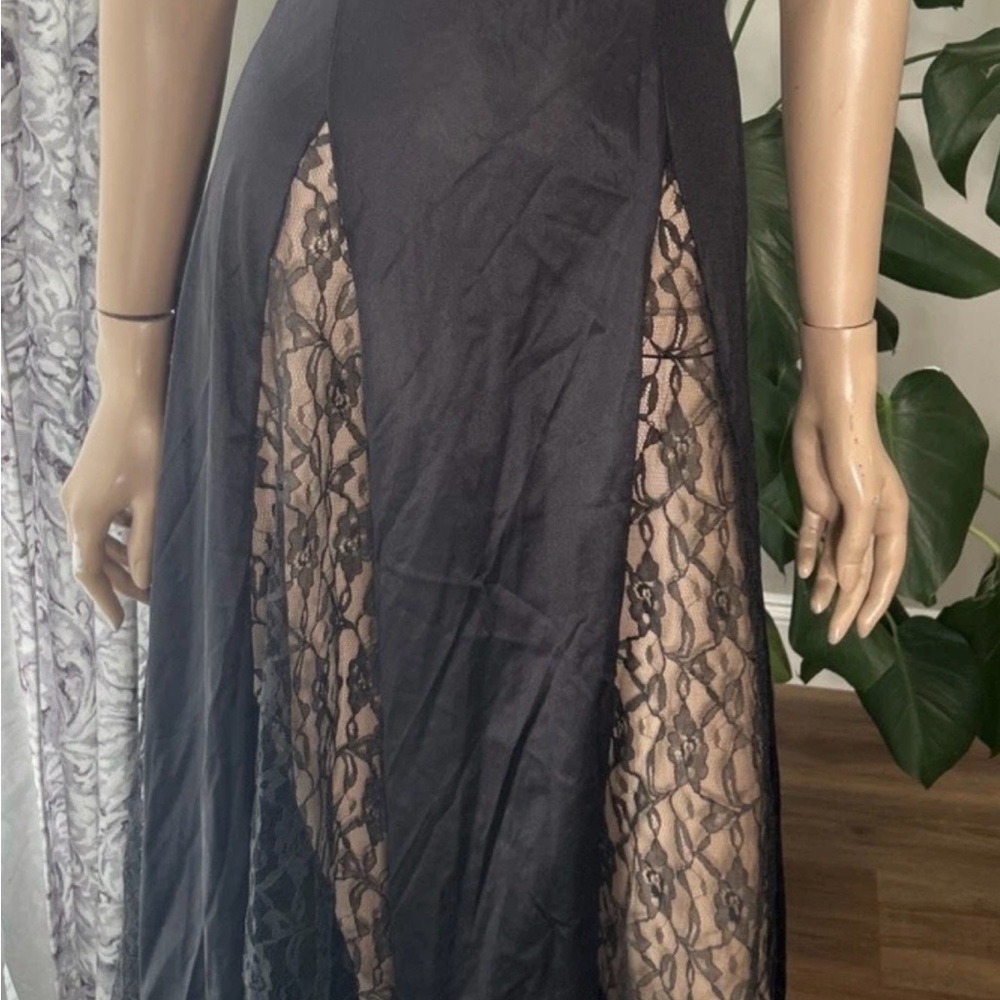 Petra Fashions Vintage Long Gown 2X Black Nylon Lace Inserts